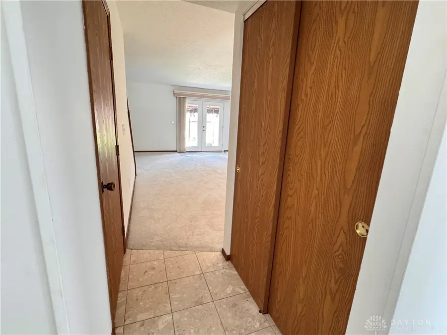 5623 Cobblegate Drive, Dayton, OH 45449 - #3