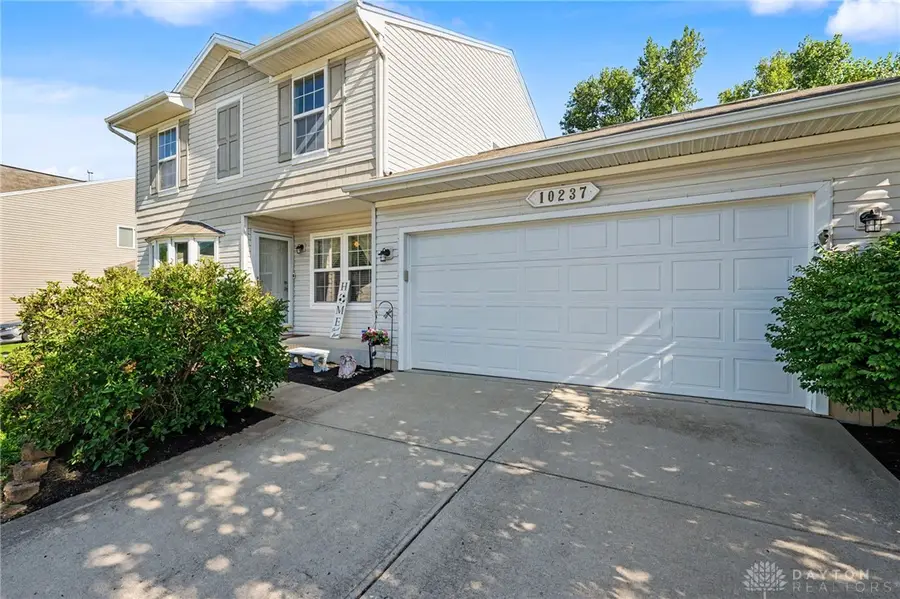 10237 Peacock Lane, Miamisburg, OH 45342 - #2