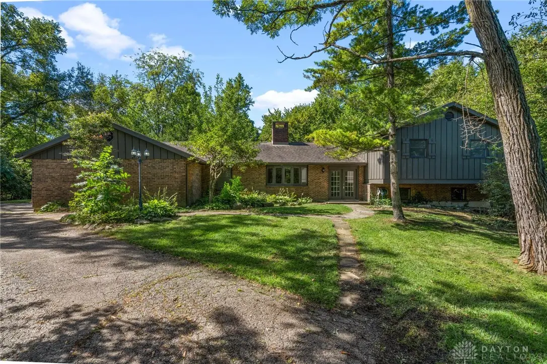 558 Clinton Street, Clayton, OH 45315 - #1