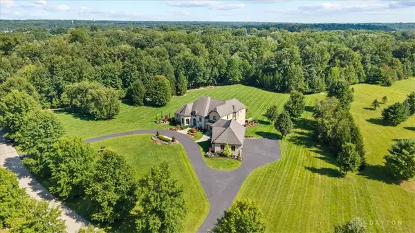 9020 Whisperinghill Drive, Cincinnati, OH 45242