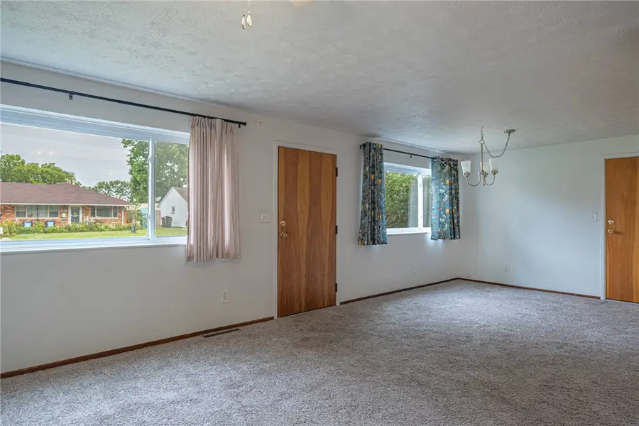 3852 Waterbury Drive, Kettering, OH 45439 - #2