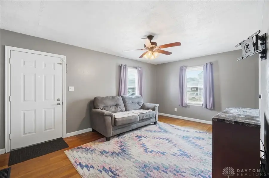 1027 N Burnett Road, Springfield, OH 45503 - #2