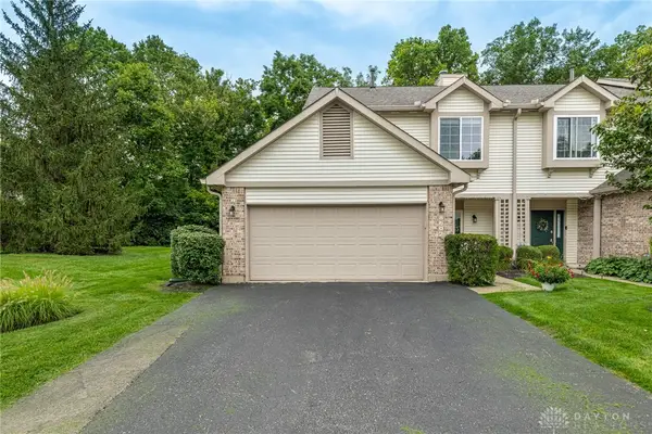 8602 Timber Park Drive, Centerville, OH 45458