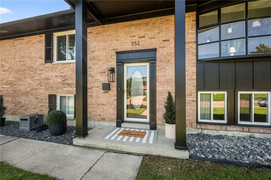 552 Crestgrove Avenue, Vandalia, OH 45377 - #3