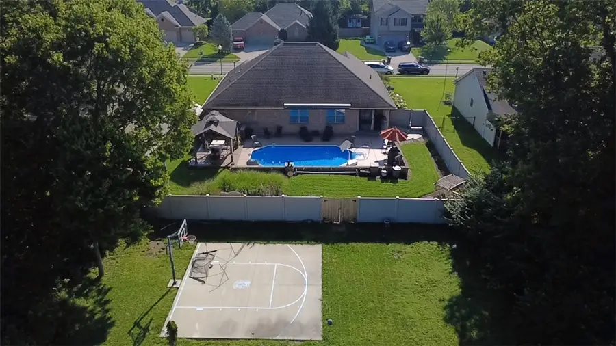 111 Megan Lane, Germantown, OH 45327 - #2