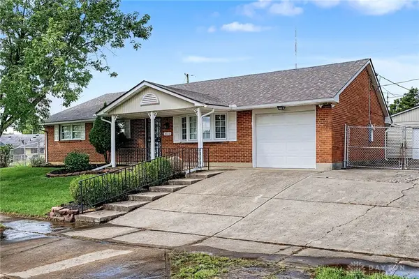 1021 Bethune Circle, Dayton, OH 45417