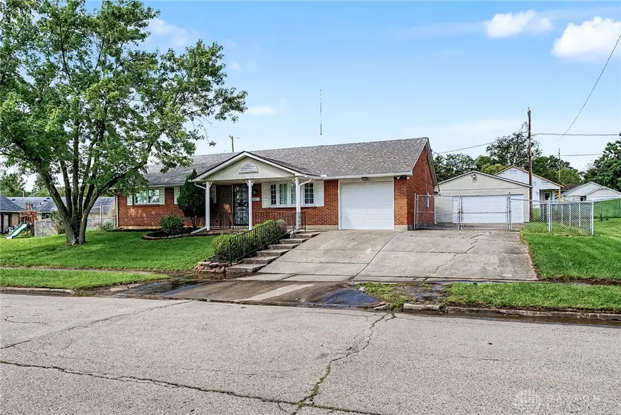 1021 Bethune Circle, Dayton, OH 45417 - #2