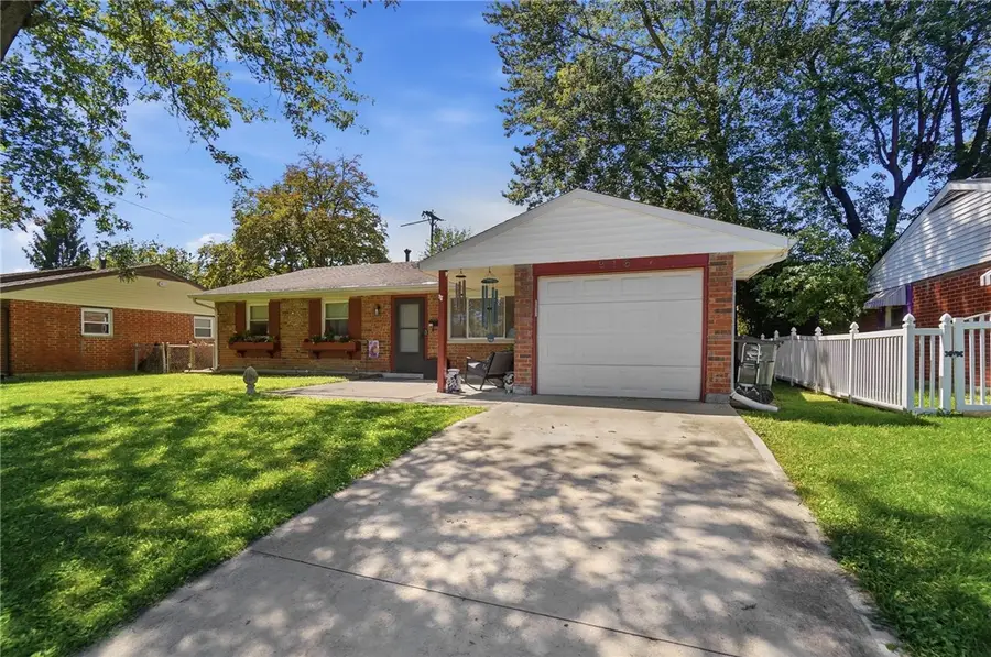 916 Falmouth Avenue, Piqua, OH 45356 - #2
