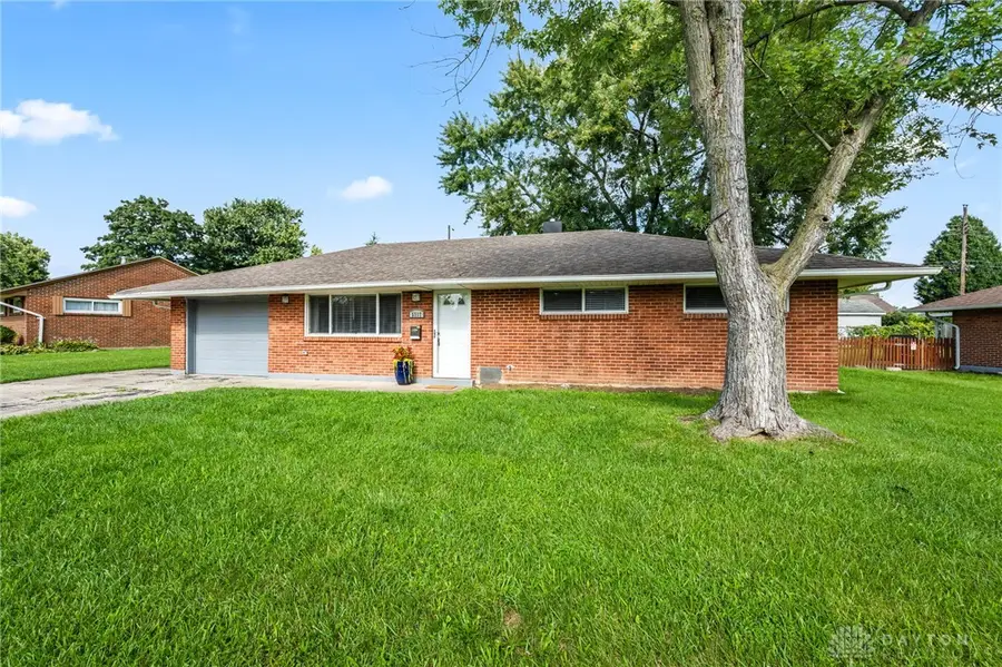 5717 Resik Drive, Huber Heights, OH 45424 - #3