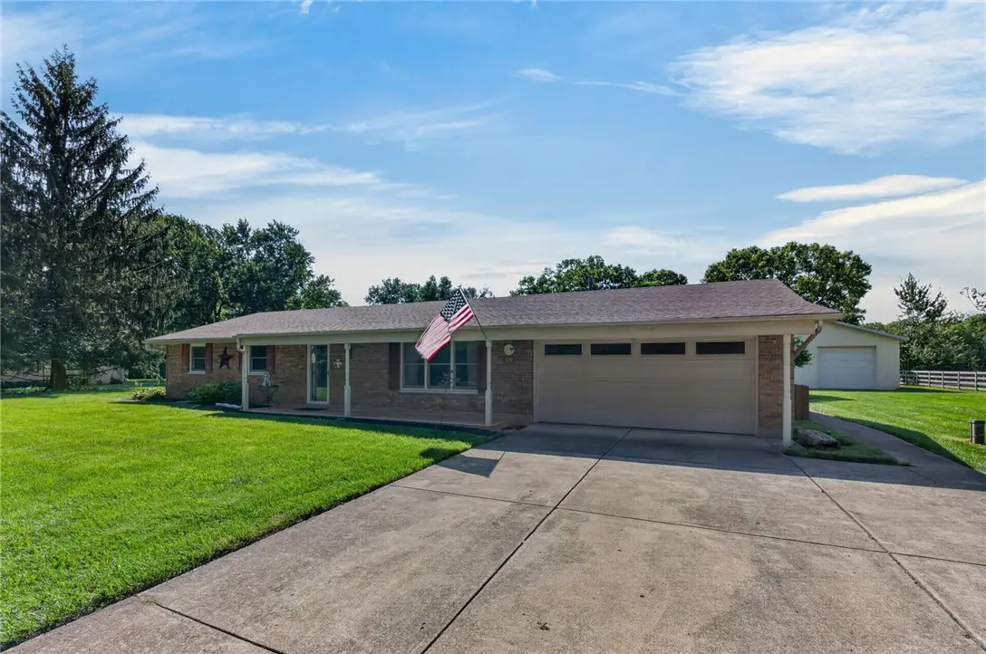 201 Brookside Drive, New Carlisle, OH 45344 - #1