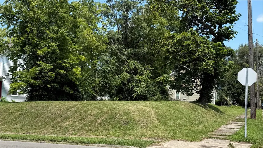 1103 W Riverview Avenue, Dayton, OH 45402 - #2