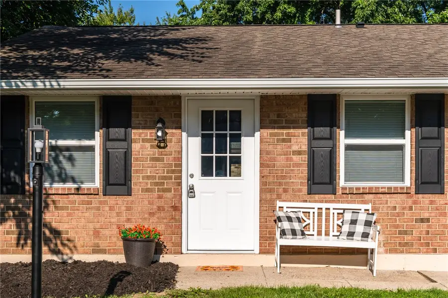 7615 Pomeranian Drive, Huber Heights, OH 45424 - #2
