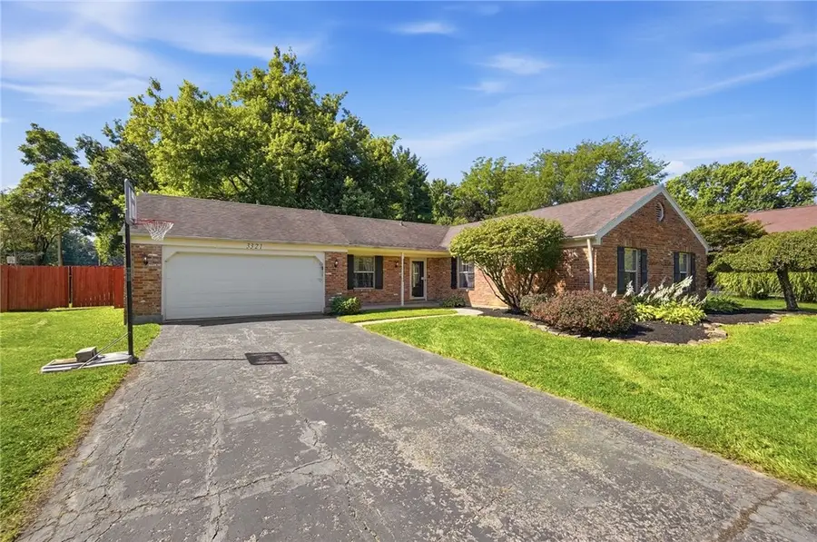 3321 Pebble Creek Drive, Dayton, OH 45432 - #3