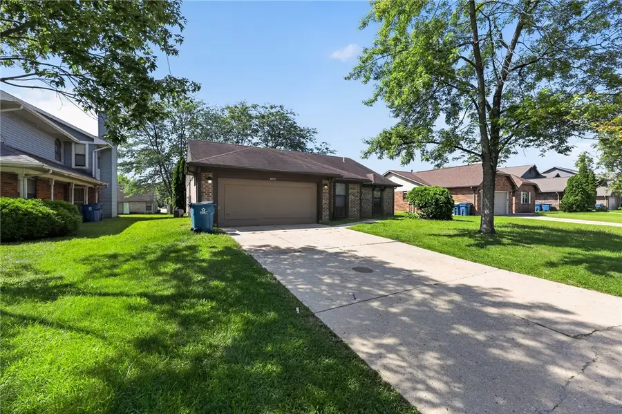 6522 Shull Road, Huber Heights, OH 45424 - #2