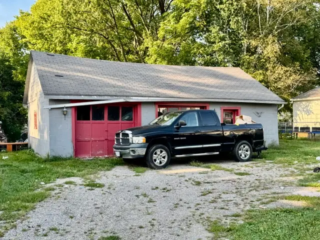 916 Young Street, Piqua, OH 45356 - #3