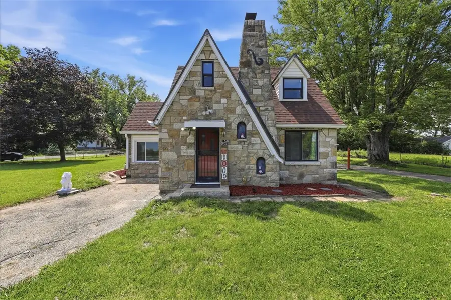 1541 Mcarthur Avenue, Dayton, OH 45417 - #3