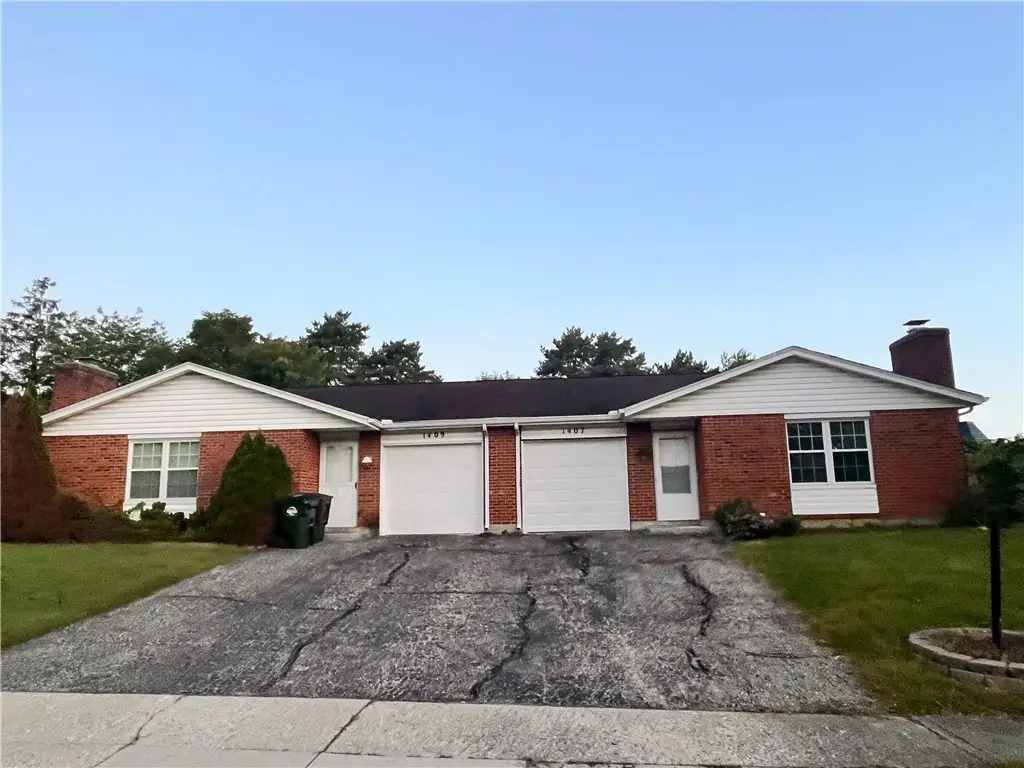1407 Minstrel Drive, West Carrollton, OH 45449 - #1
