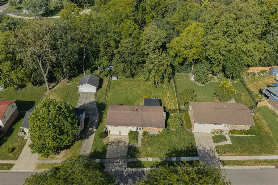 833 Lea Castle Place, Miamisburg, OH 45342 - #2