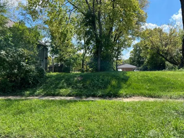 108 Cambridge Avenue, Dayton, OH 45406 - #1