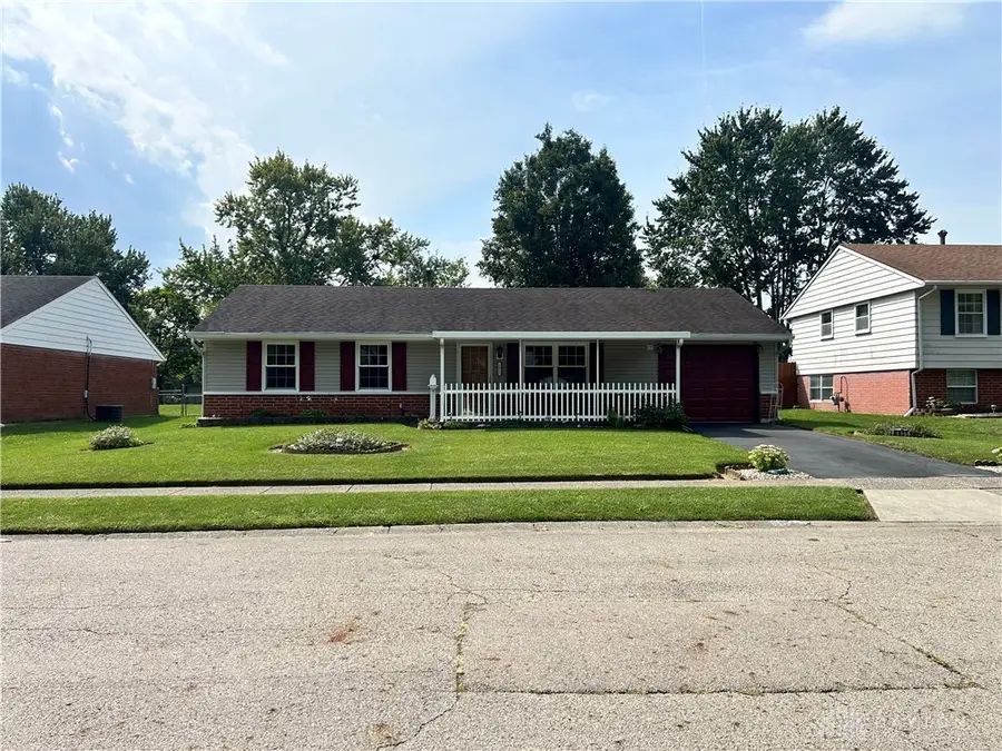 6821 Ginger Avenue, Green Meadows, OH 45323 - #2