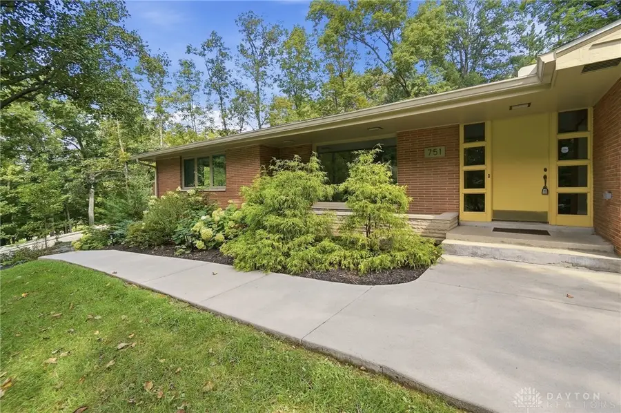 751 Laurelwood Road, Kettering, OH 45419 - #3
