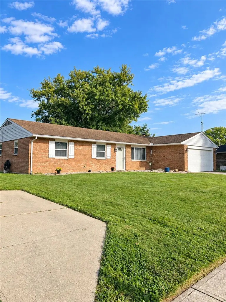 2403 New Castle Drive, Troy, OH 45373 - #2