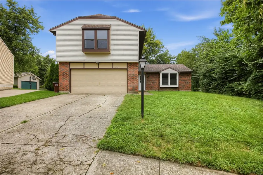9735 Pellston Way, Miamisburg, OH 45342 - #2