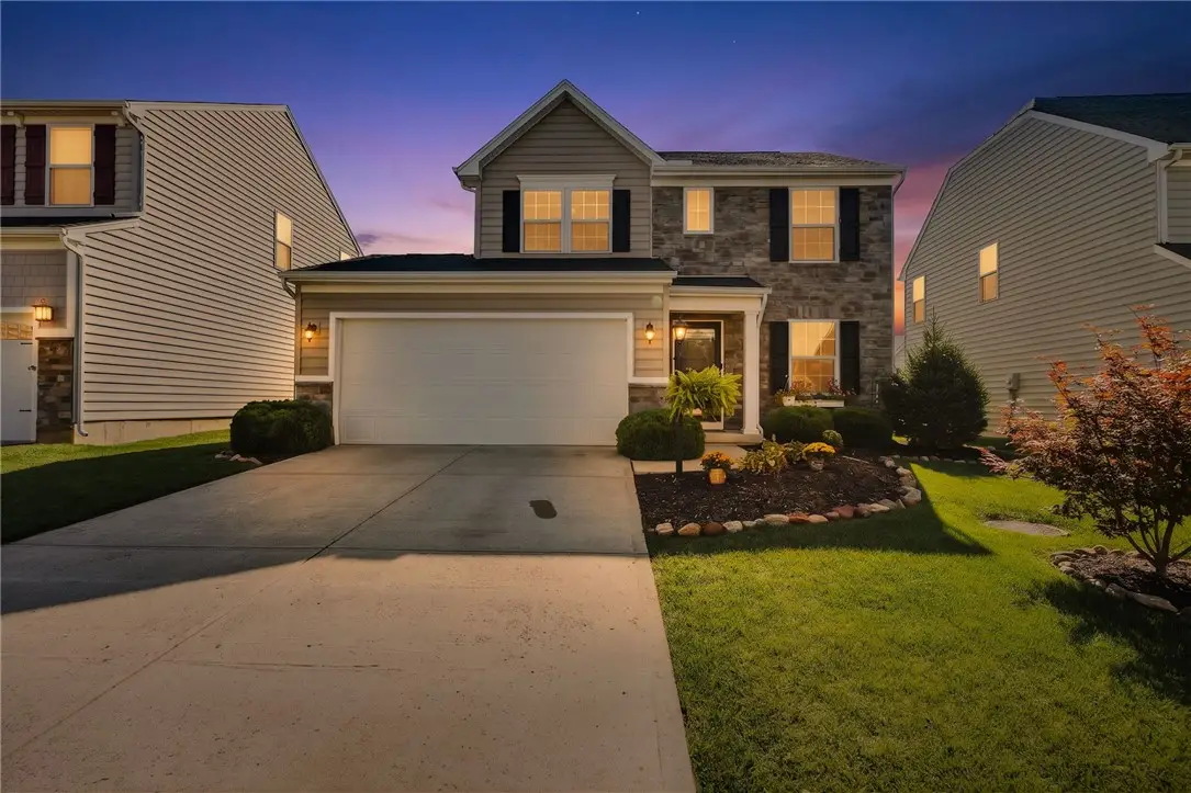 6207 Willow Oak Drive, Tipp City, OH 45371 - #1