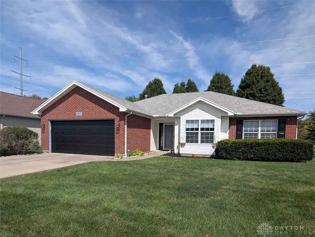 107 Settlers Trail, Englewood, OH 45322 - #1