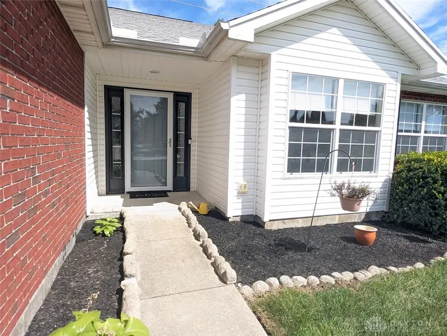 107 Settlers Trail, Englewood, OH 45322 - #2