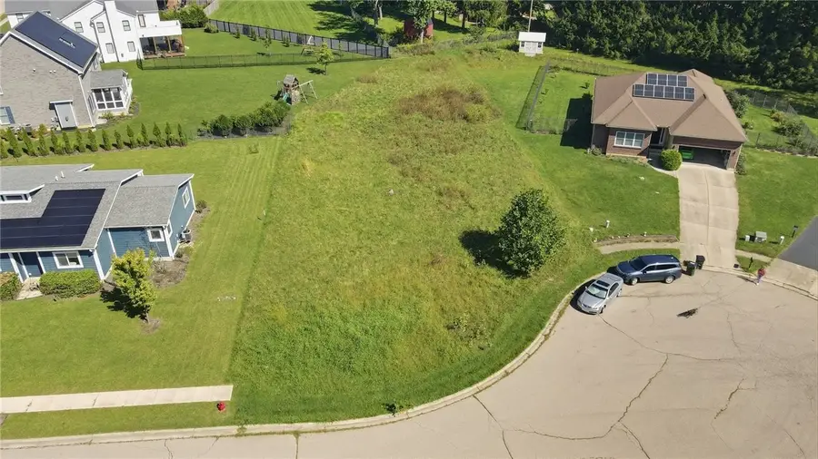 415 Stewart Drive, Miami, OH 45387 - #2