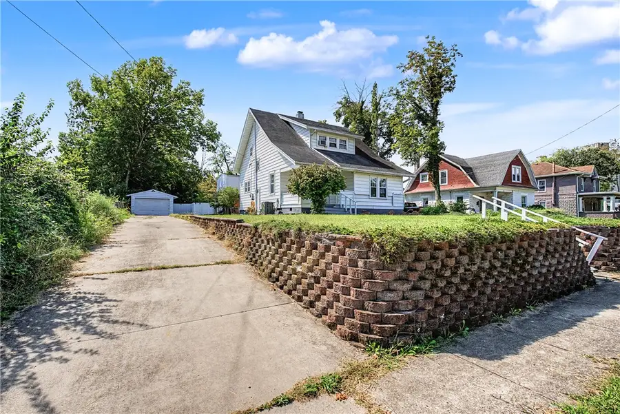 612 W Madison Street, New Carlisle, OH 45344 - #2