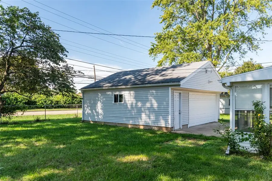 1133 Stewart Avenue, Xenia, OH 45385 - #3