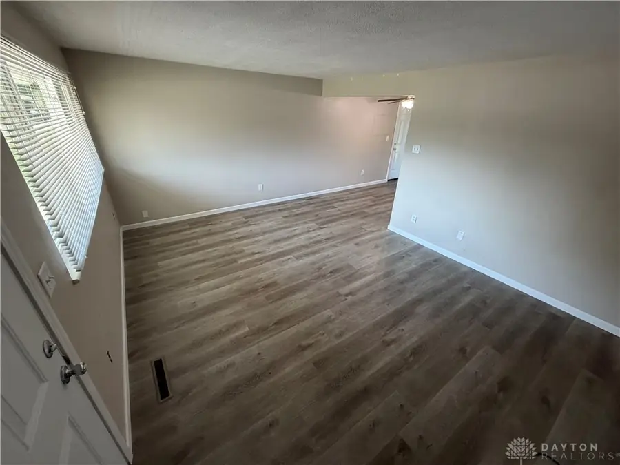 5611 Barnard Drive, Huber Heights, OH 45424 - #3