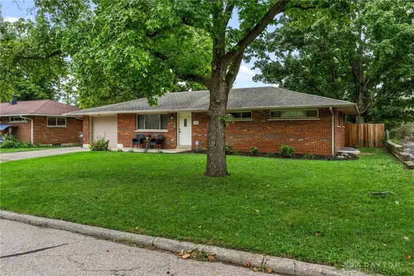 610 Skyview Drive, West Carrollton, OH 45449