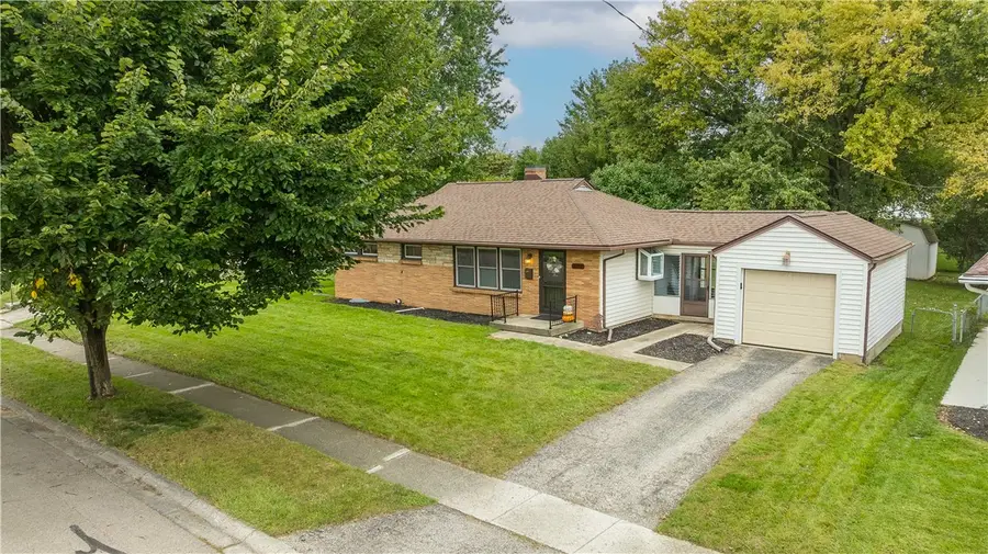 113 N Tippecanoe Drive, Tipp City, OH 45371 - #3