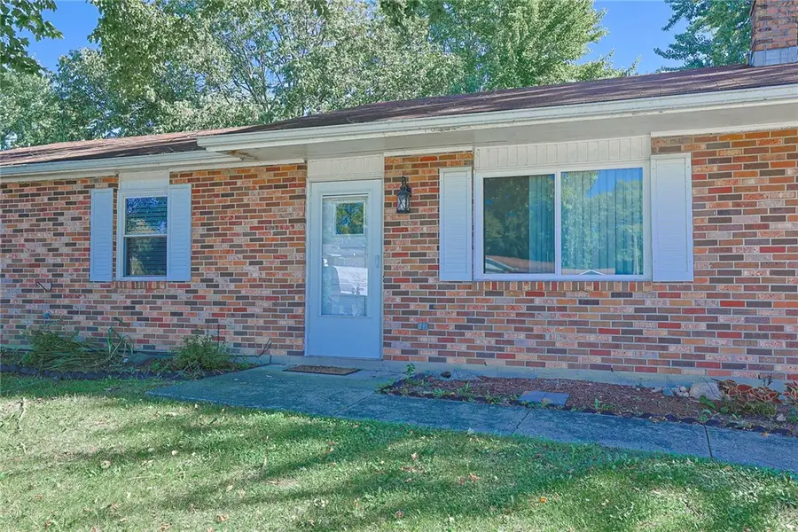 413 Laura Circle, Eaton, OH 45320 - #3