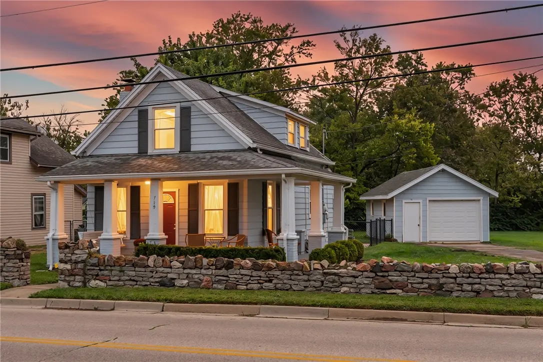 719 W Linden Avenue, Miamisburg, OH 45342 - #1