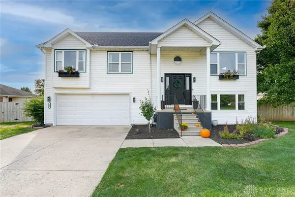 757 Glenwood Drive, Jamestown Vlg, OH 45335