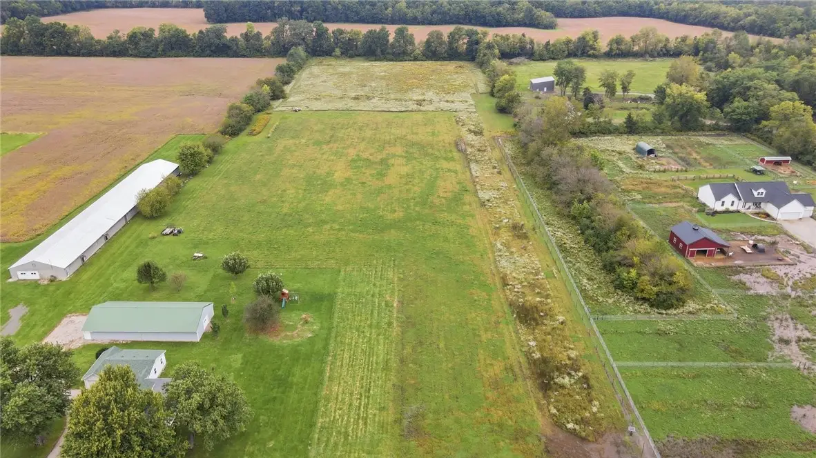 2405 E Lexington Road, Eaton, OH 45320 - #1