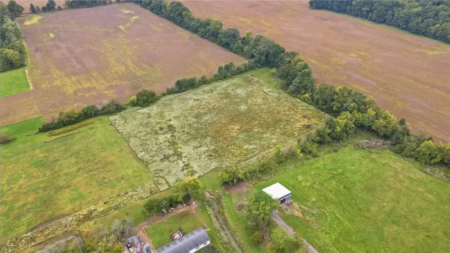 2405 E Lexington Road, Eaton, OH 45320 - #3