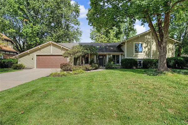 1381 Hickoryview Court, Washington Twp, OH 45458