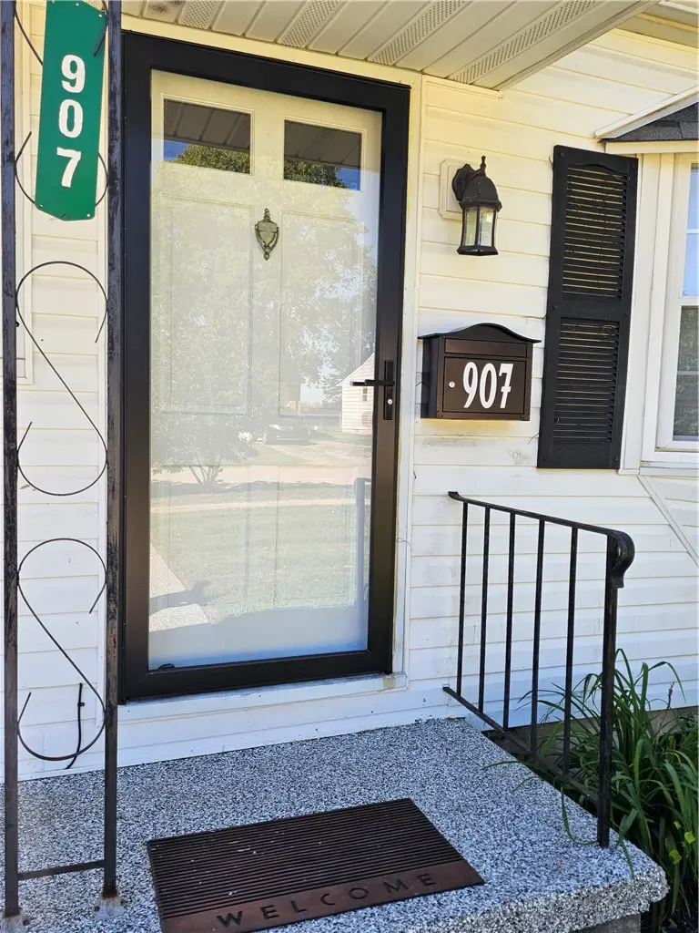907 Washington Street, Eaton, OH 45320 - #3
