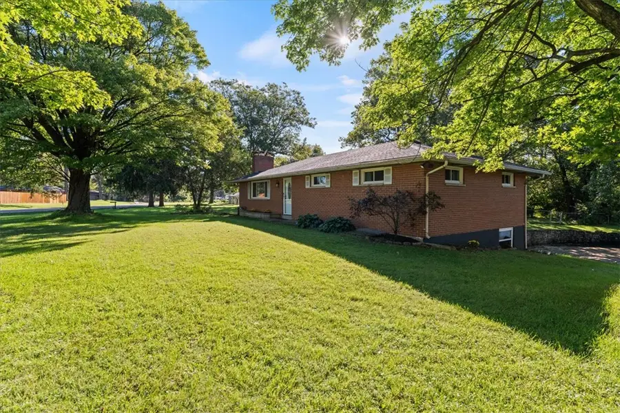 3513 Knollwood Drive, Beavercreek, OH 45432 - #3