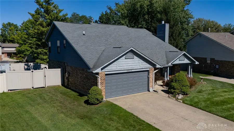 8860 Christygate Lane, Huber Heights, OH 45424 - #2