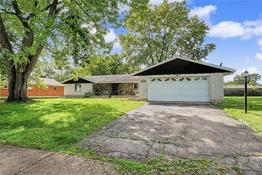 4703 Stonehedge Street, Dayton, OH 45426 - #3