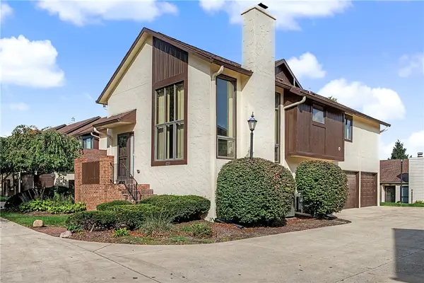 1221 Chevington Court #16A, Centerville, OH 45459