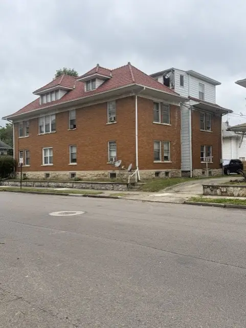 900 N Limestone Street, Springfield, OH 45503 - #3