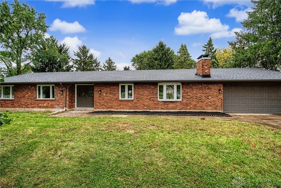 5705 Allen Park Drive, Tipp City, OH 45371 - #2