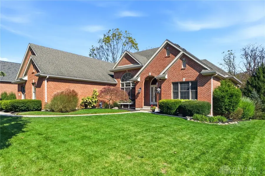 3648 E Salinas Circle, Sugarcreek, OH 45440 - #2